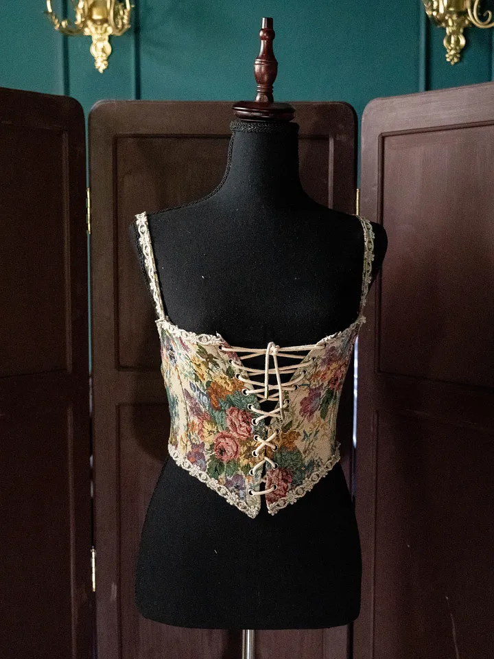 Corset villa