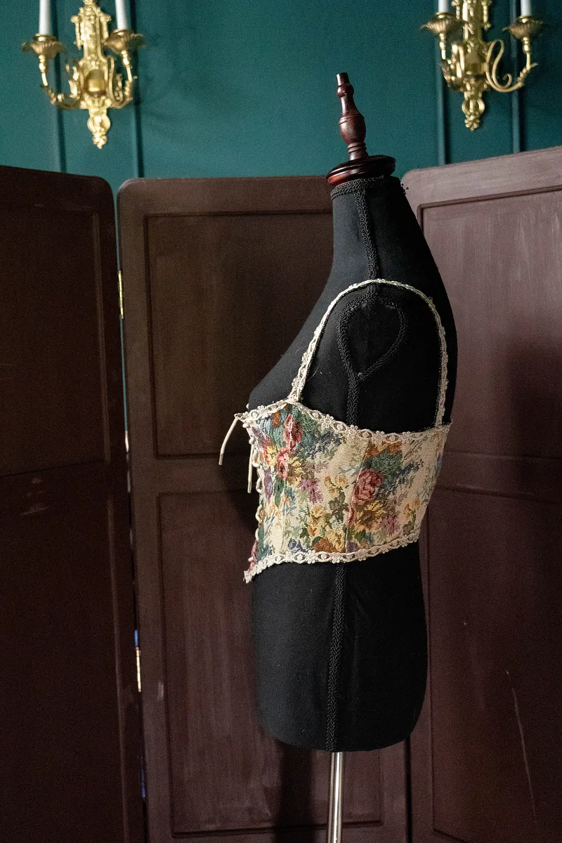Corset villa