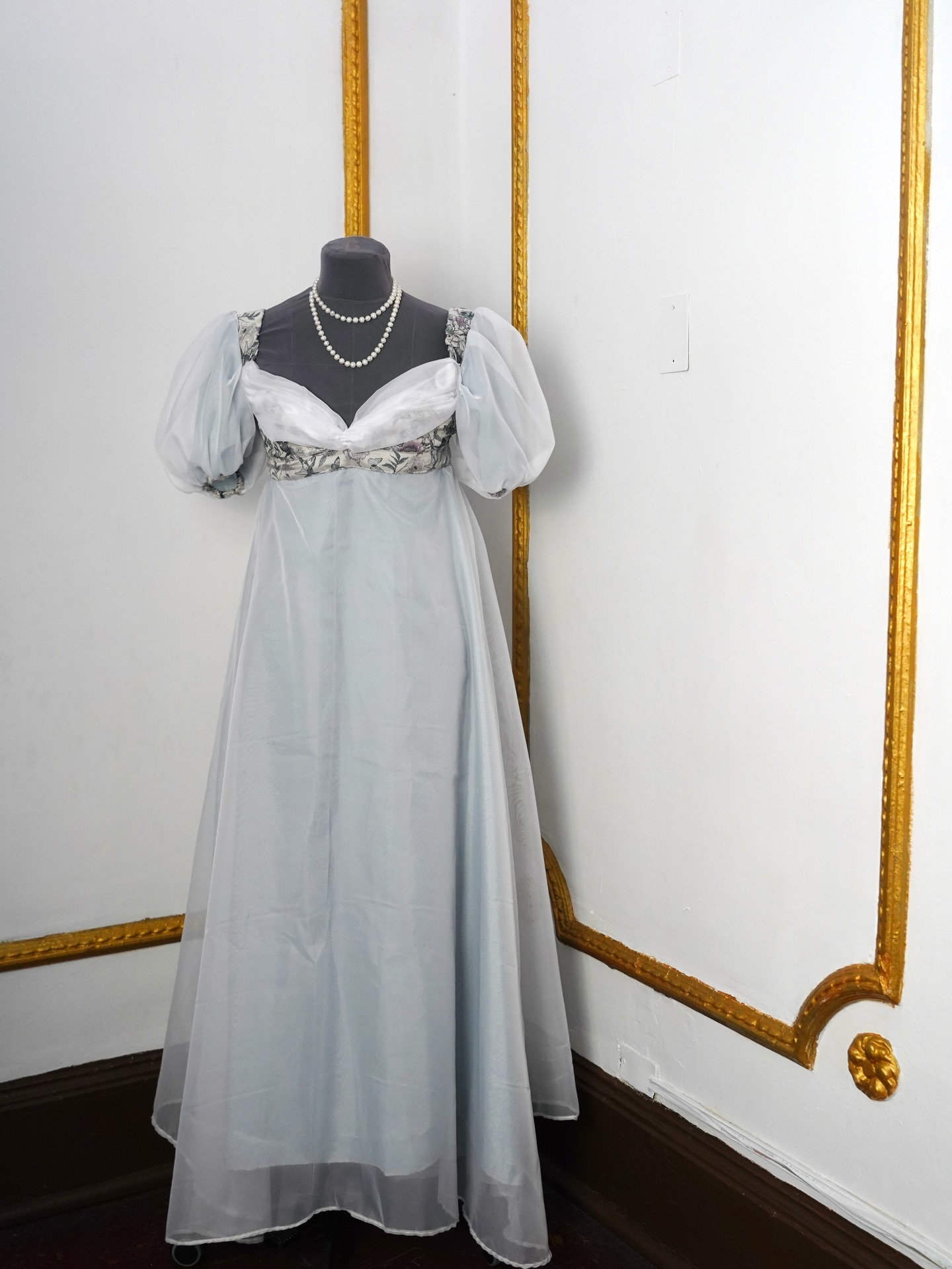 Publicación de Instagram de vestuario.antiguo